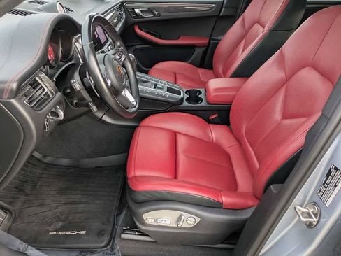 Used 2021 Porsche Macan GTS AWD/4WD image 15