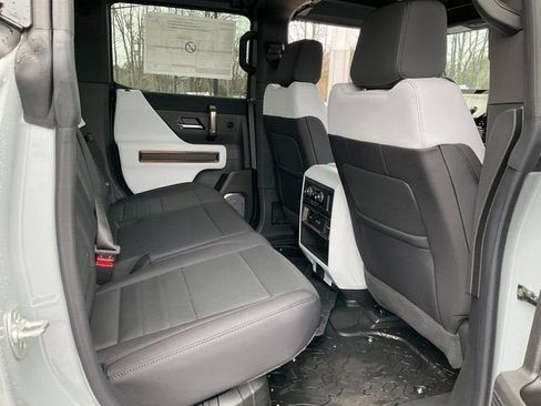 New 2025 GMC Hummer EV 2X image 18