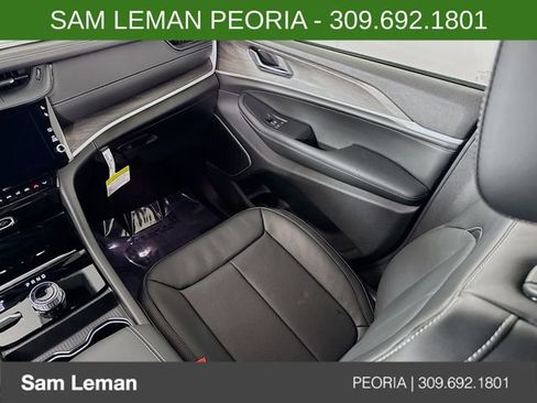 New 2026 Jeep Grand Cherokee Limited image 23