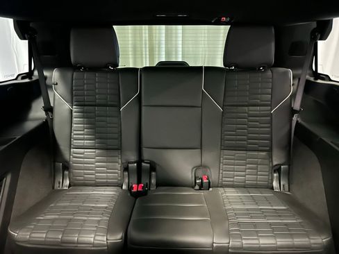 Used 2025 Cadillac Escalade V image 26