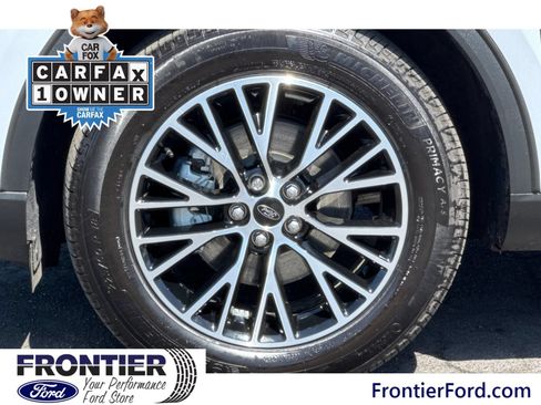 Used 2025 Ford Escape SE w/ PHEV Premium Package FWD image 27