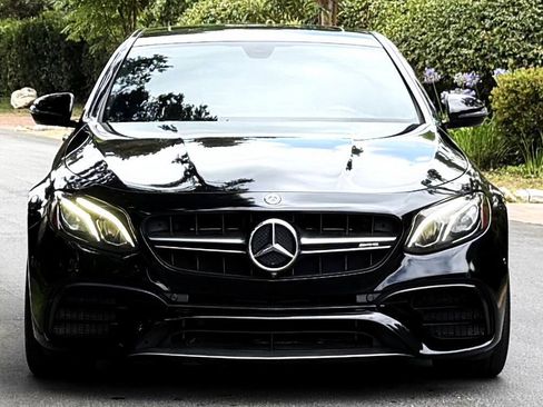 Used 2018 Mercedes-Benz E 63 AMG S image 10