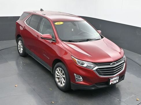 Used 2019 Chevrolet Equinox LT image 12