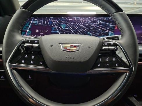 Certified 2025 Cadillac Escalade Premium Luxury RWD image 20