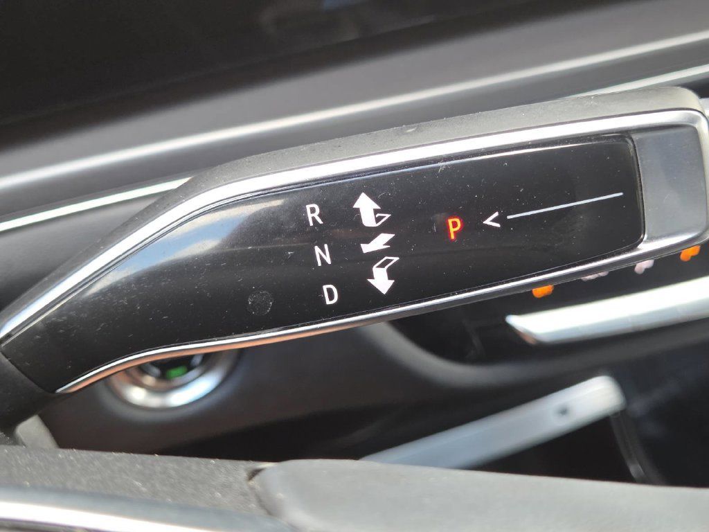 Used 2024 Cadillac Lyriq Tech w/ Driver Assist Package AWD/4WD image 30