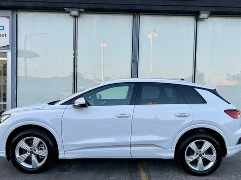 Used 2024 Audi Q4 e-tron Premium image 34