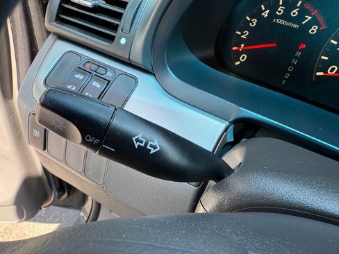 Used 2010 Honda Odyssey EX image 31