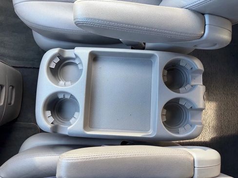 Used 2009 Kia Sedona EX w/ Luxury Pkg image 26