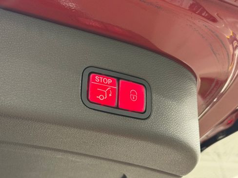 Used 2018 Mercedes-Benz GLS 450 4MATIC image 47