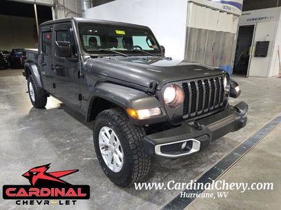 Used 2023 Jeep Gladiator Sport