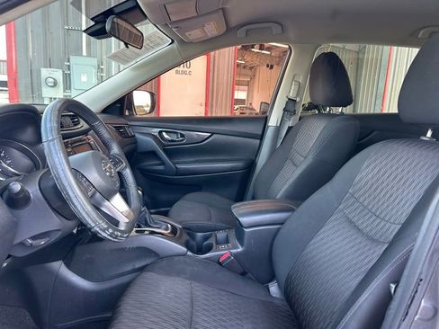 Certified 2019 Nissan Rogue S w/ Special Edition Package FWD image 10