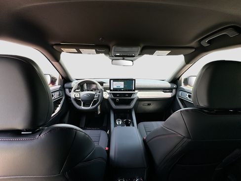New 2026 Ford Explorer ST-Line w/ ST-Line Street Pack RWD image 16