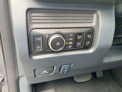 Used 2025 Ford F250 Lariat w/ Lariat Ultimate Package AWD/4WD image 15