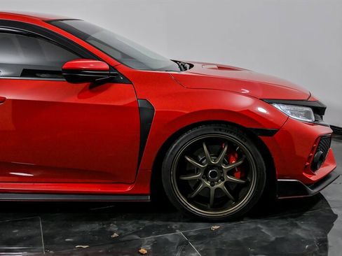 Used 2019 Honda Civic Type R image 12