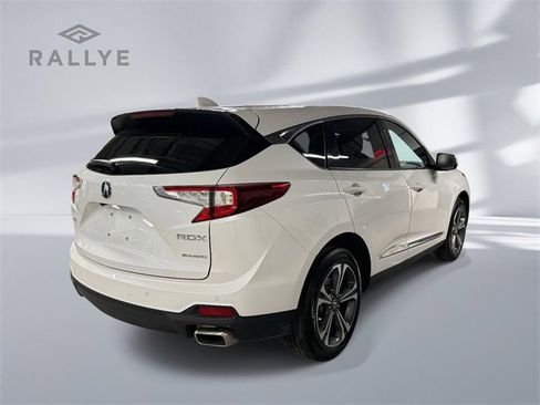 Used 2023 Acura RDX AWD w/ Advance Package image 3