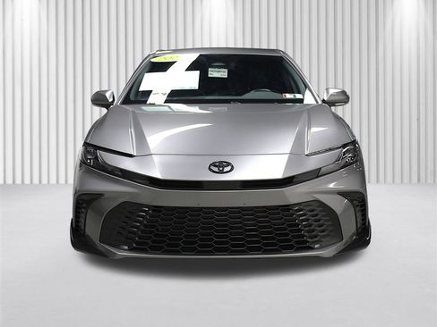 Used 2025 Toyota Camry SE w/ Convenience Package AWD/4WD image 37