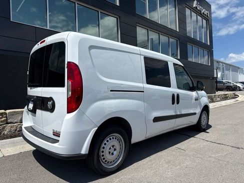 Used 2022 RAM ProMaster City Tradesman w/ Window Group 05 FWD image 3