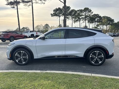 Used 2023 Ford Mustang Mach-E Premium image 7