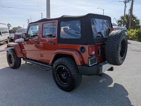 Used 2014 Jeep Wrangler Unlimited Sahara w/ Connectivity Group image 5
