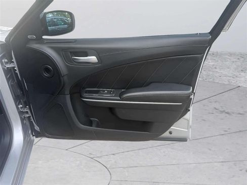 Used 2020 Dodge Charger SXT w/ Plus Group RWD image 19