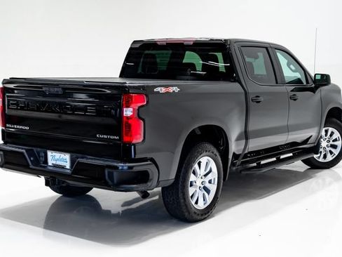 Used 2025 Chevrolet Silverado 1500 Custom w/ LPO, Dark Essentials Package AWD/4WD image 30