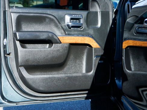 Used 2018 Chevrolet Silverado 3500 High Country w/ Duramax Plus Package image 16