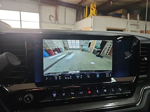 New 2026 Chevrolet Silverado 2500 ZR2 image 31