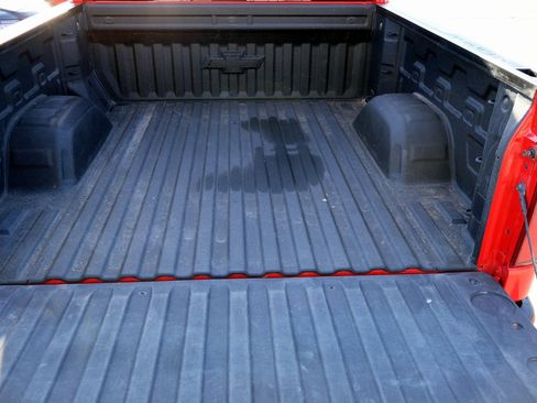 Used 2021 Chevrolet Silverado 1500 RST image 11