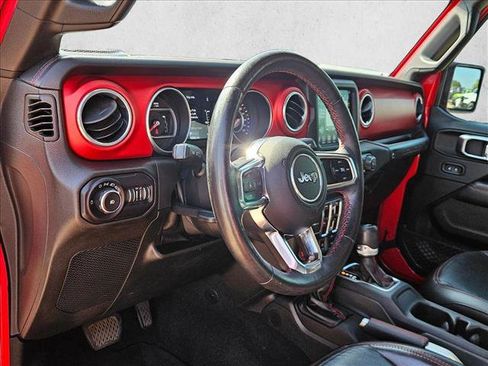 Used 2018 Jeep Wrangler Unlimited Rubicon w/ Dual Top Group AWD/4WD image 8