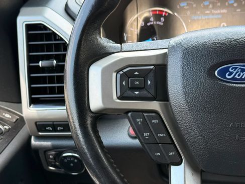 Used 2022 Ford F250 Lariat AWD/4WD image 20