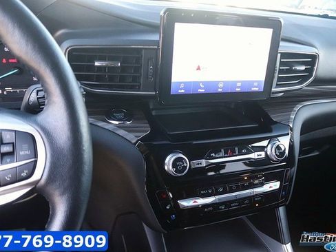 Used 2022 Ford Explorer Limited w/ Equipment Group 301A image 21