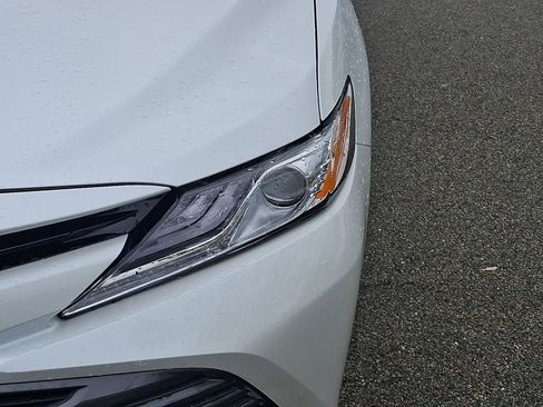 Certified 2020 Toyota Camry XLE w/ Sunroof Package FWD image 12