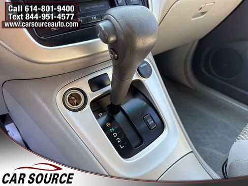 Used 2004 Toyota Highlander 2WD image 9