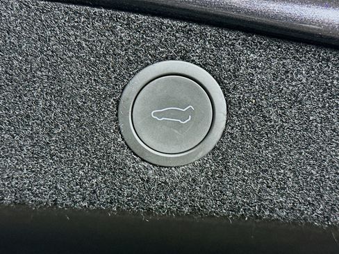Used 2024 Tesla Model 3 Long Range AWD/4WD image 28