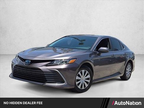 Used 2024 Toyota Camry LE FWD image 1