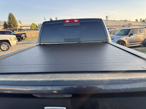 Used 2013 RAM 1500 Laramie w/ Convenience Group image 17