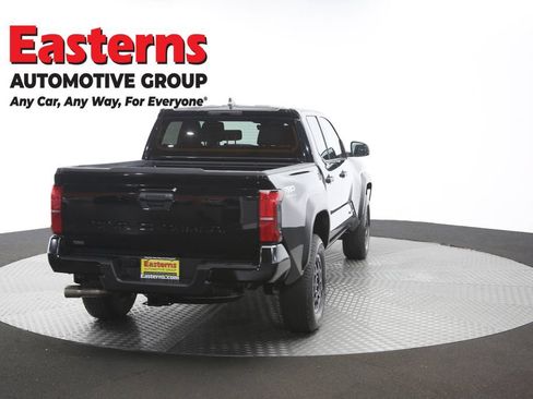 Used 2025 Toyota Tacoma TRD Off-Road AWD/4WD image 37