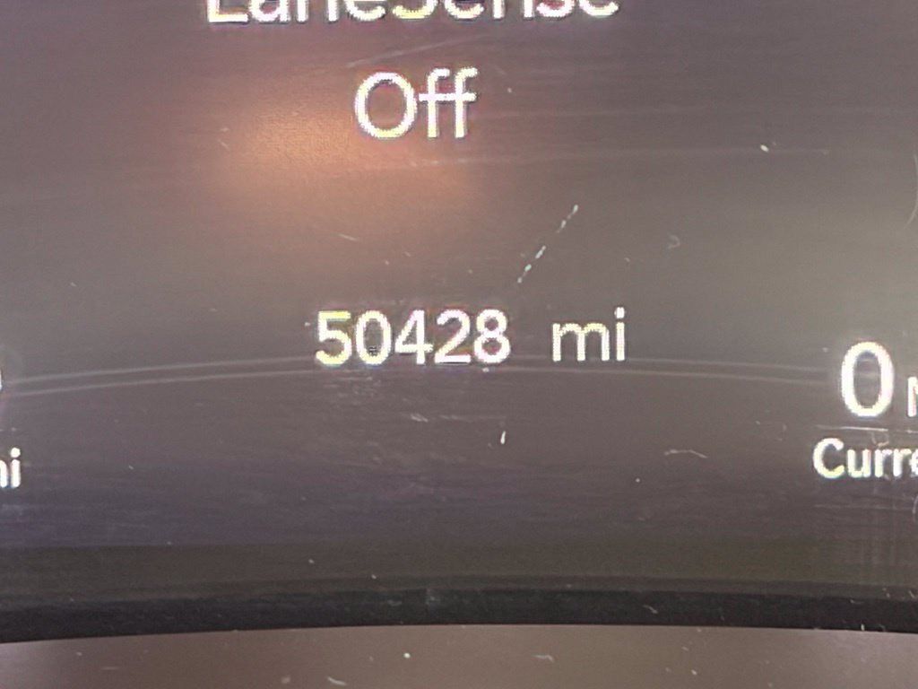 Certified 2025 Chrysler Pacifica Select FWD image 18
