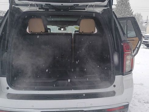 Used 2023 Chevrolet Tahoe Premier image 16