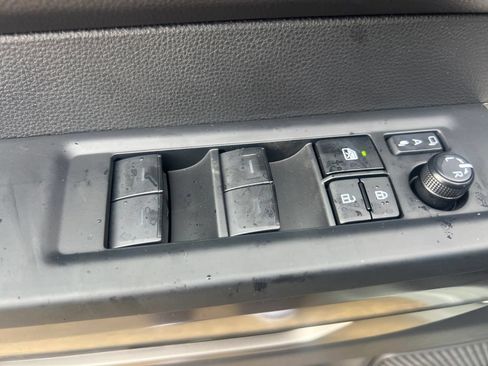 New 2026 Toyota Tundra SR5 AWD/4WD image 18