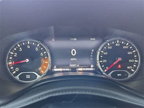 Used 2017 Jeep Renegade Trailhawk image 32