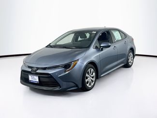 Used 2025 Toyota Corolla LE video 1