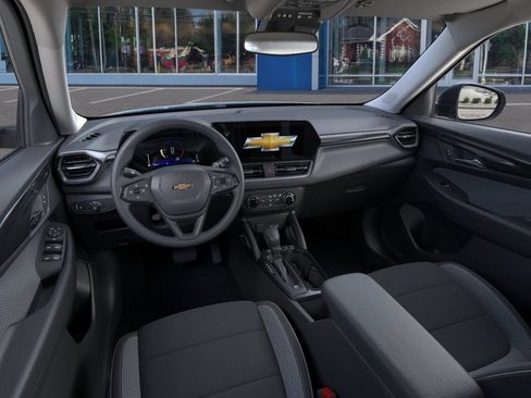 New 2026 Chevrolet TrailBlazer LS AWD/4WD image 15