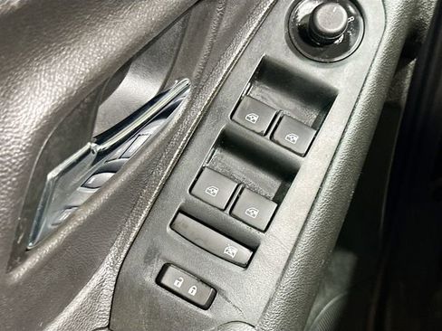 Used 2020 Chevrolet Trax LS w/ Tint and Cruise Package image 16