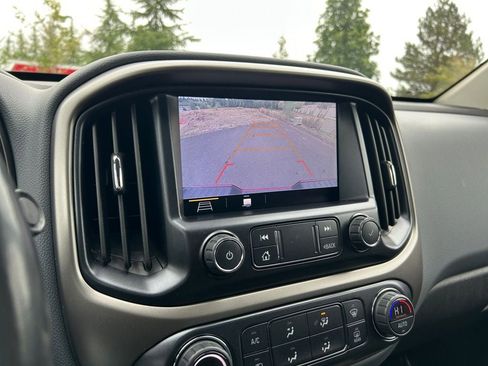 Used 2021 Chevrolet Colorado Z71 w/ Safety Package image 19