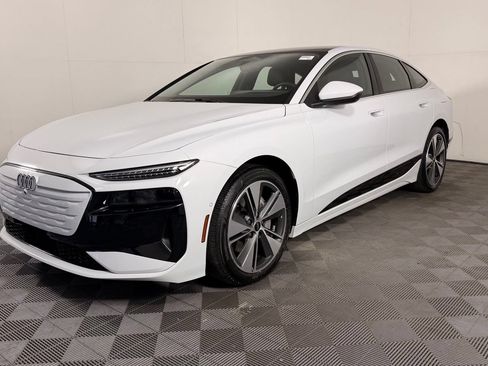 Used 2025 Audi A6 e-tron Premium Plus w/ Premium Plus AWD/4WD image 4