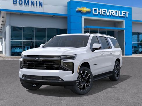 New 2026 Chevrolet Suburban RST RWD image 7