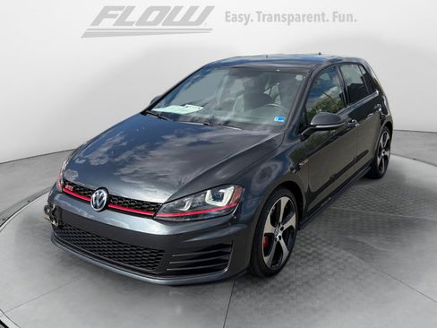 Used 2017 Volkswagen GTI SE image 3