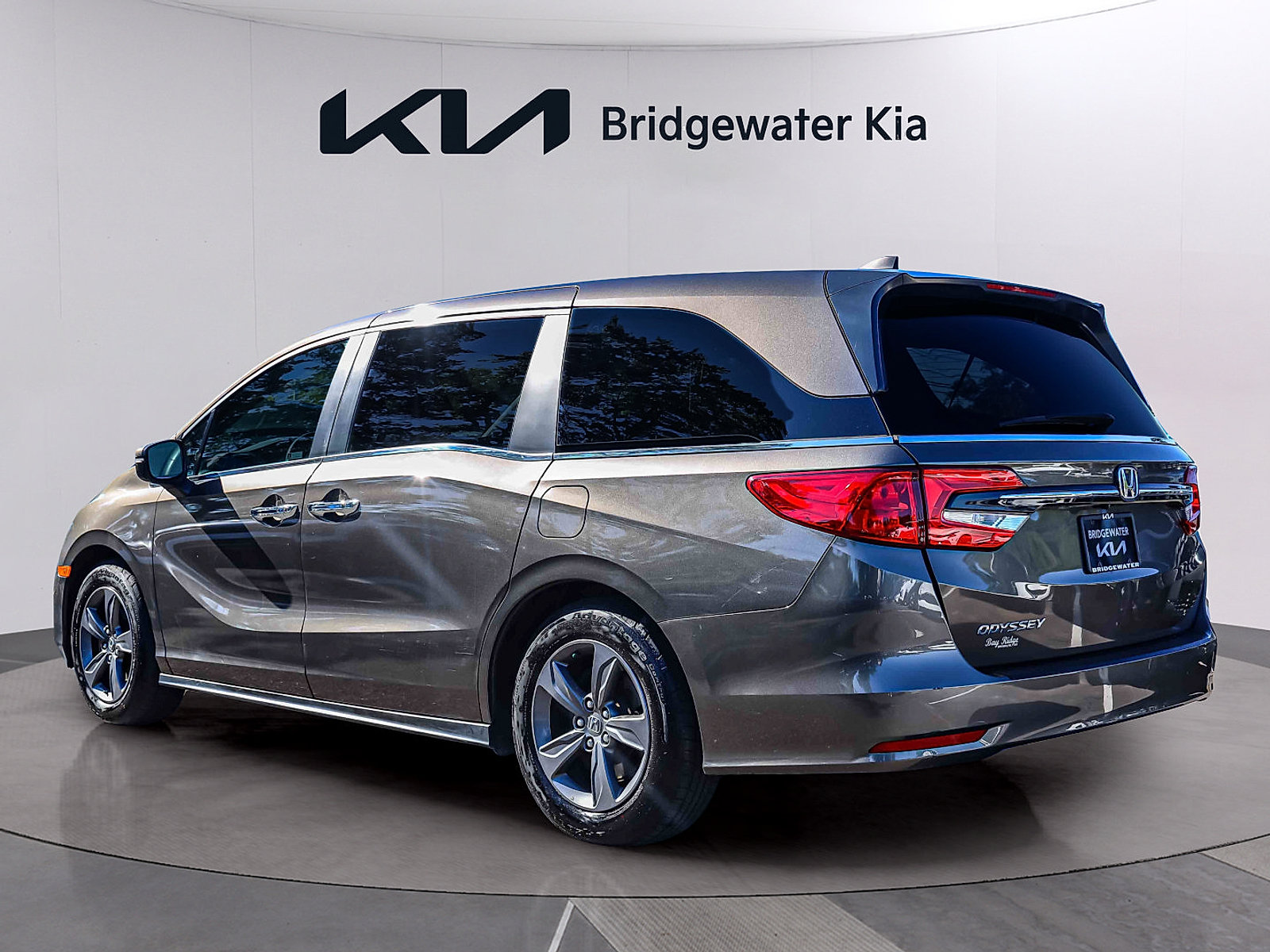 Used 2021 Honda Odyssey EX image 4