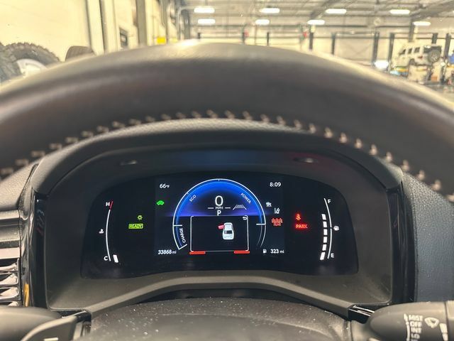 Used 2025 Toyota Camry SE FWD image 24